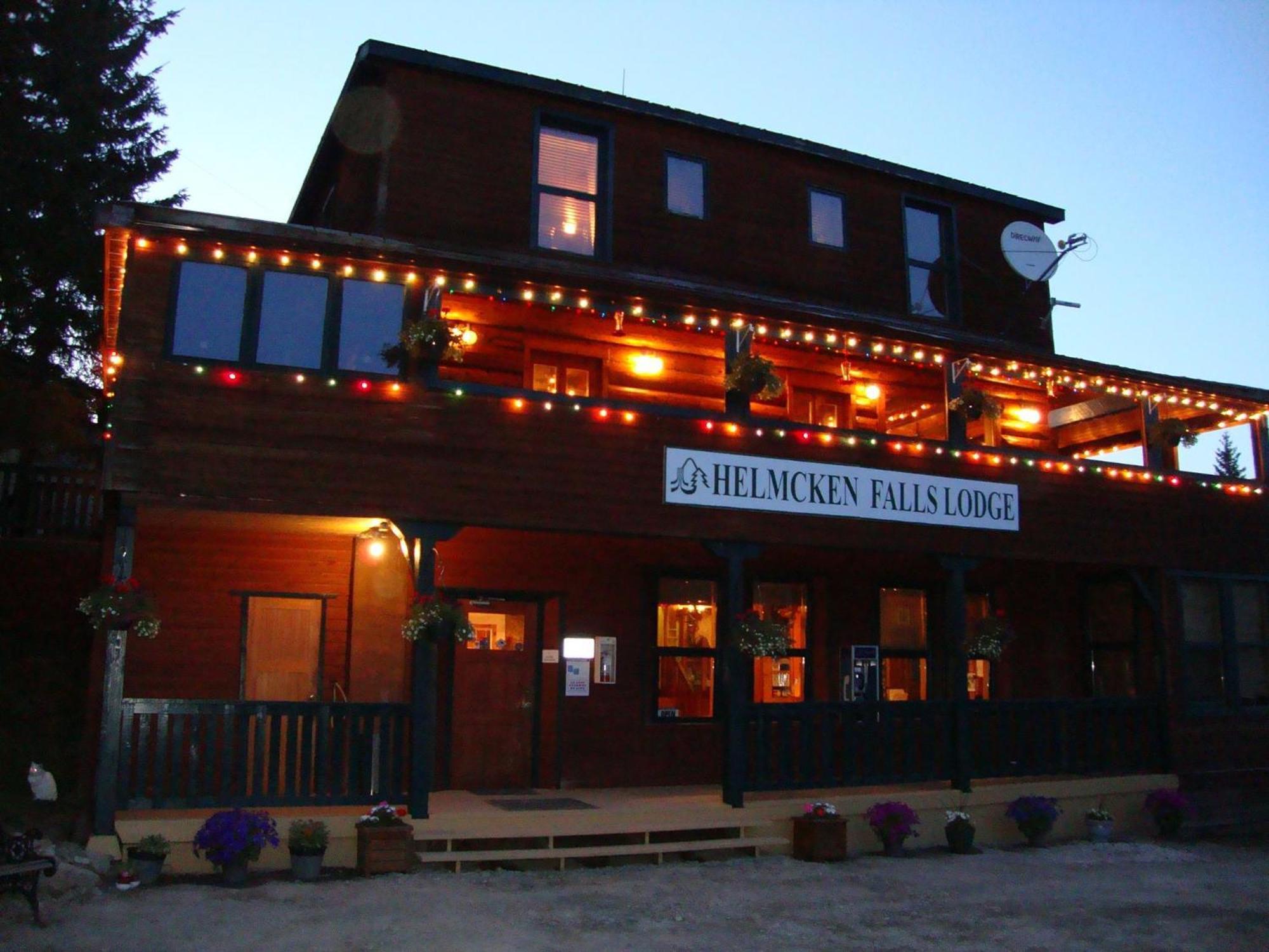 Helmcken Falls Lodge Cabin Rooms And Rv Park Clearwater Exteriör bild