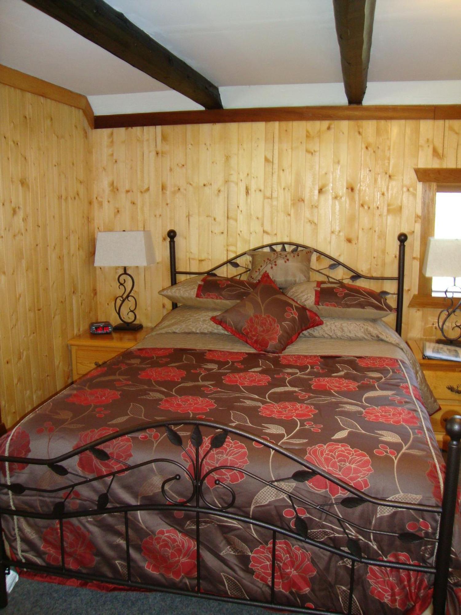 Helmcken Falls Lodge Cabin Rooms And Rv Park Clearwater Exteriör bild