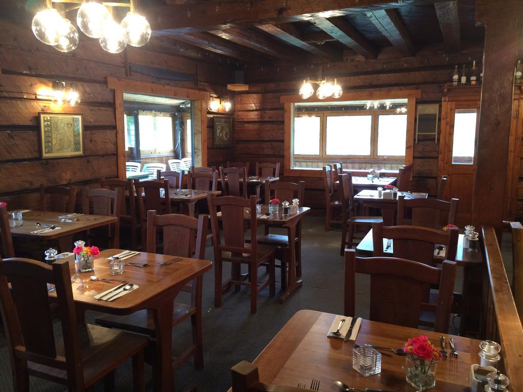 Helmcken Falls Lodge Cabin Rooms And Rv Park Clearwater Exteriör bild