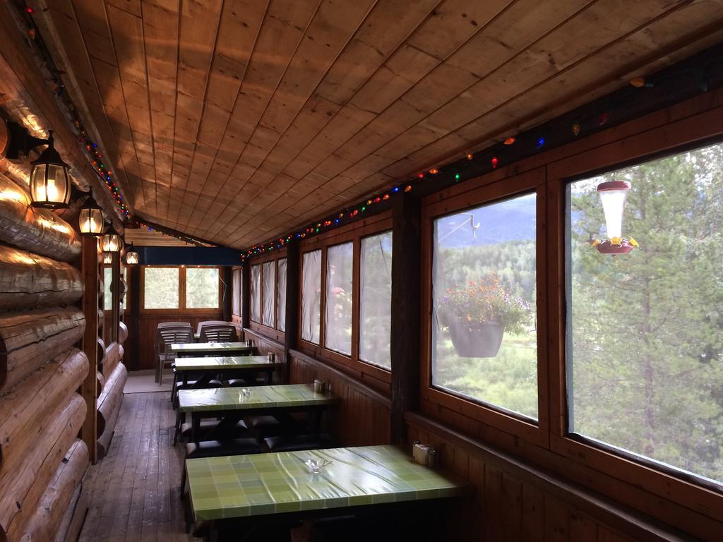 Helmcken Falls Lodge Cabin Rooms And Rv Park Clearwater Exteriör bild